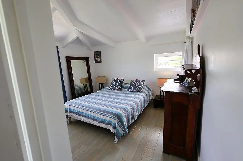 Villa Old Charm Waterfront, Pool And Beach Le Gosier   Le Gosier (Grande-Terre)