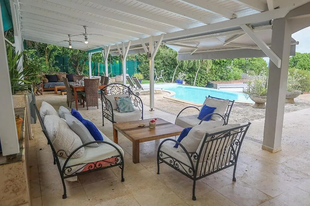 Villa Old Charm Waterfront, Pool And Beach 르 고지에