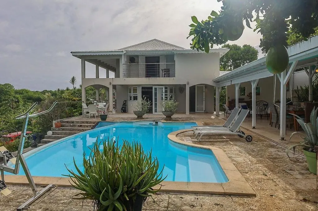 Villa Old Charm Waterfront, Pool And Beach 르 고지에